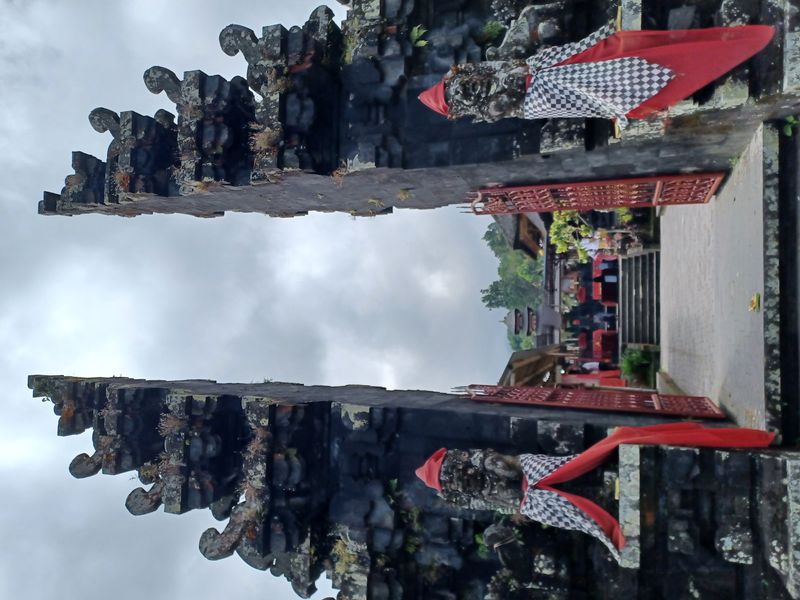 le-temple-besakih_11