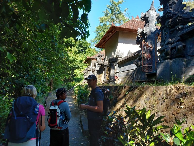 1-er-aout-des-rizieres-de-babi-aux-bains-royaux-de-tirtagangga