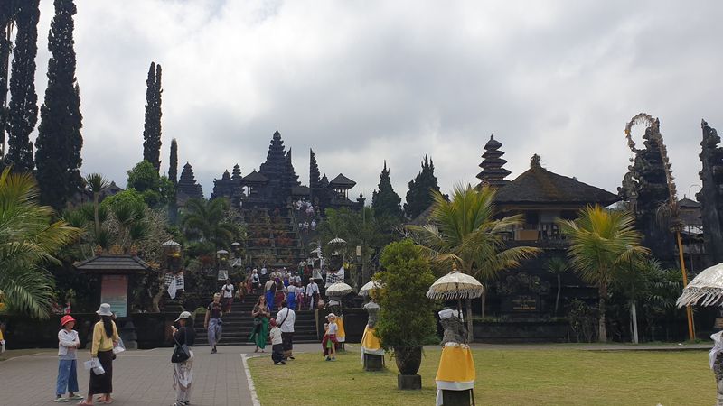 le-temple-besakih_5