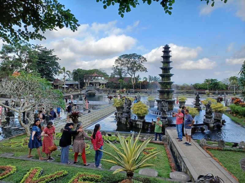 1-er-aout-des-rizieres-de-babi-aux-bains-royaux-de-tirtagangga_10