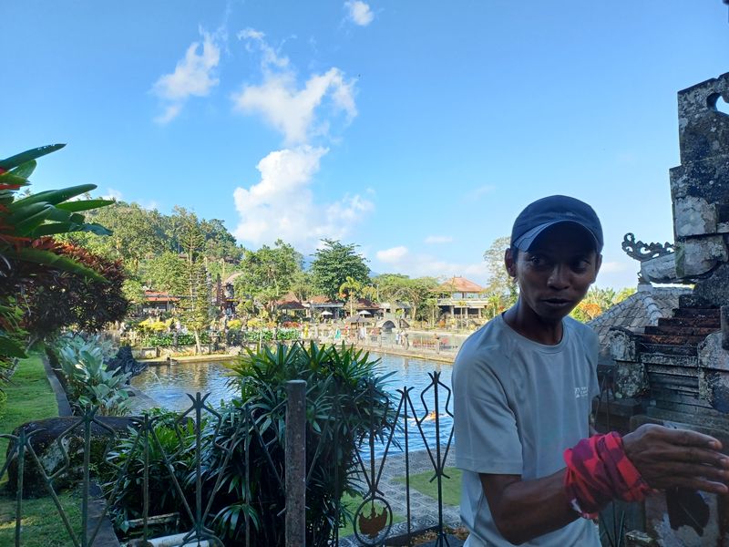 1-er-aout-des-rizieres-de-babi-aux-bains-royaux-de-tirtagangga