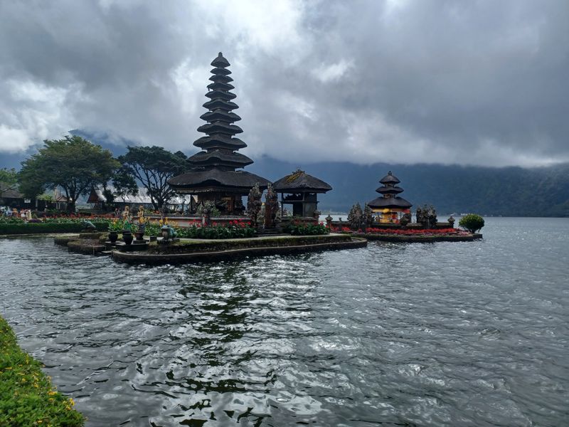 temple-ulun-danu-beratan_5