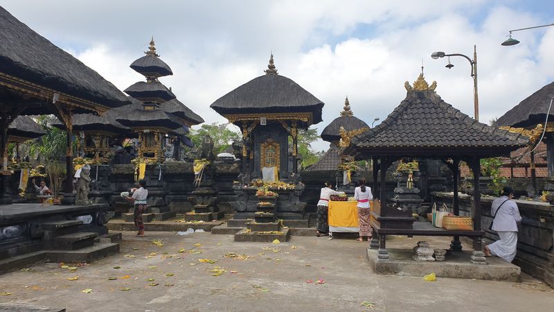 le-temple-besakih_20