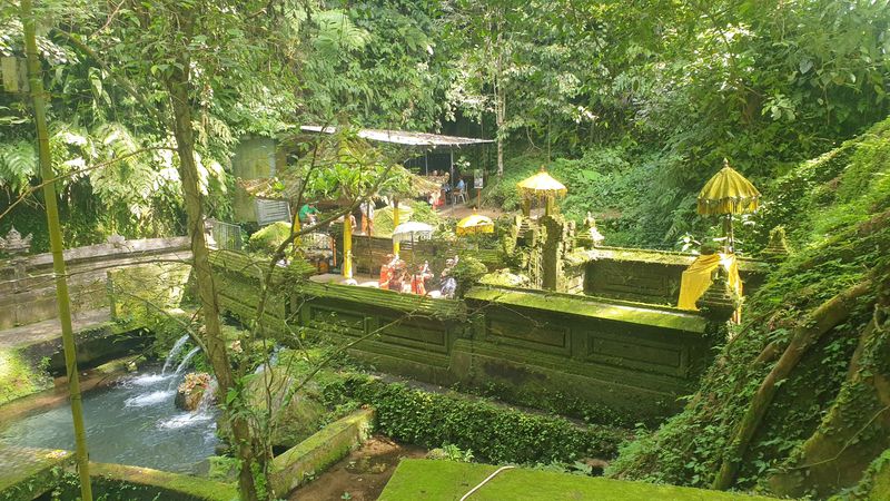 le-temple-mengening_3