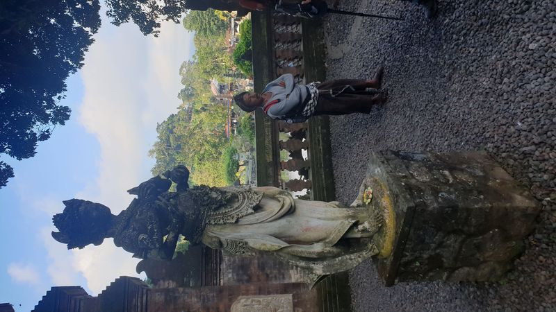 1-er-aout-des-rizieres-de-babi-aux-bains-royaux-de-tirtagangga_4