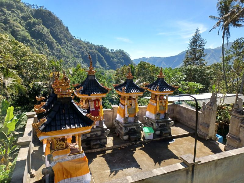 1-er-aout-des-rizieres-de-babi-aux-bains-royaux-de-tirtagangga_8