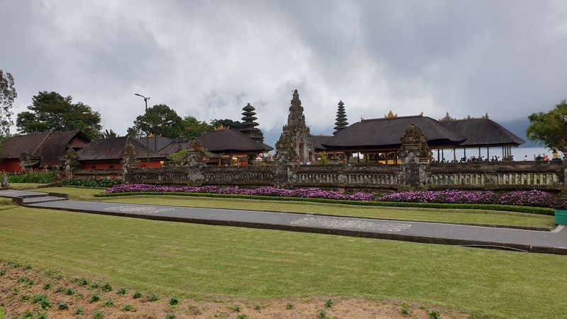 temple-ulun-danu-beratan_11
