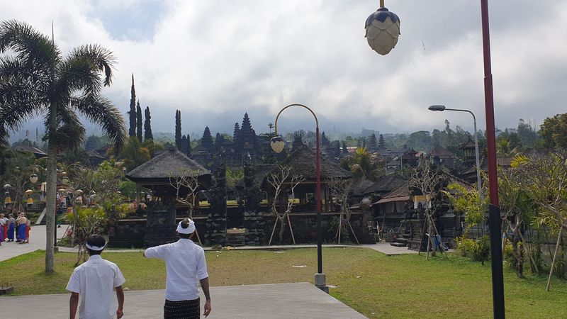 le-temple-besakih_4